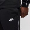 BV3034-010-nike-sportswear-tracksuit3